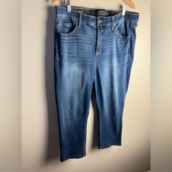 Torrid Premium Sky High Skinny Jeans Size 20 - Picture 3 of 9